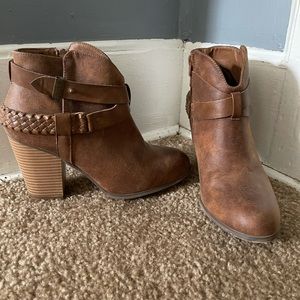 Perfect Spring Booties!!